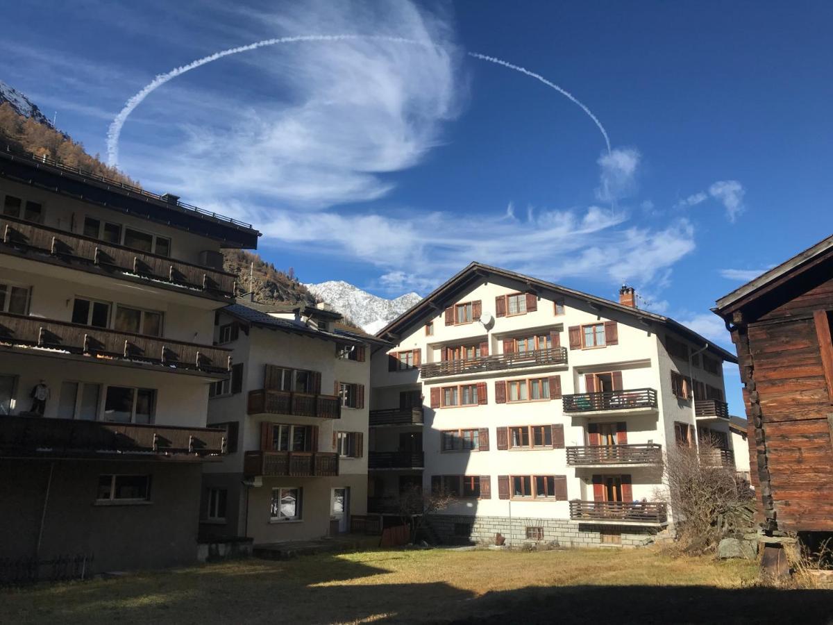 Chalet Wiesengrund Edelweiss 6P Saas-Almagell Buitenkant foto